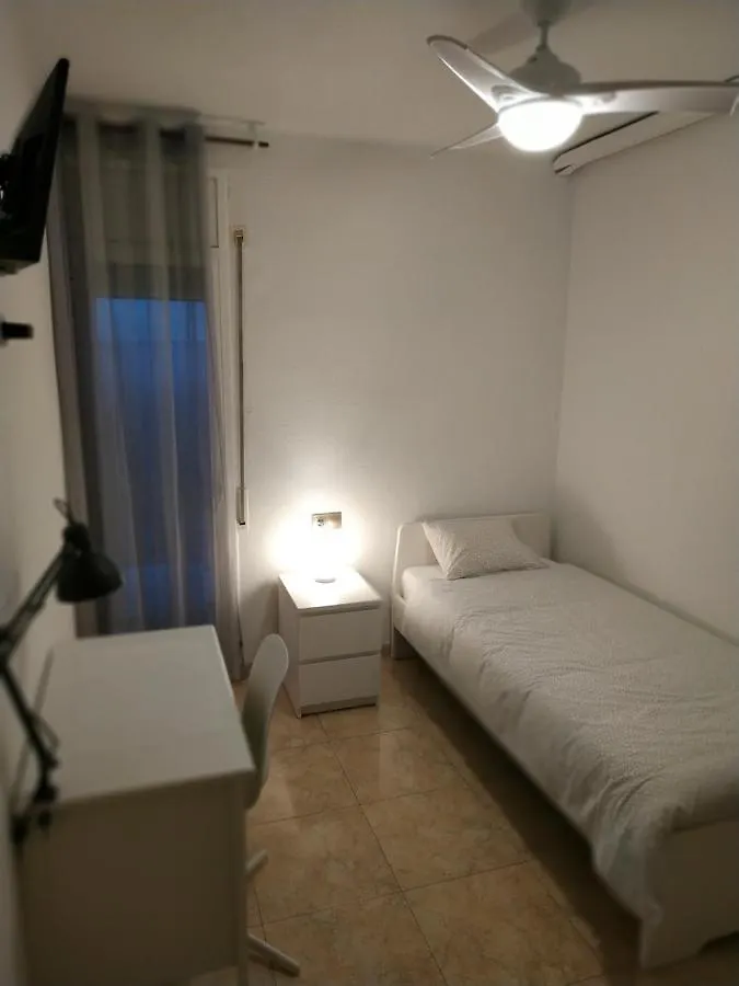 Apartamento RMM27 - Piso en zona tranquila de Tortosa